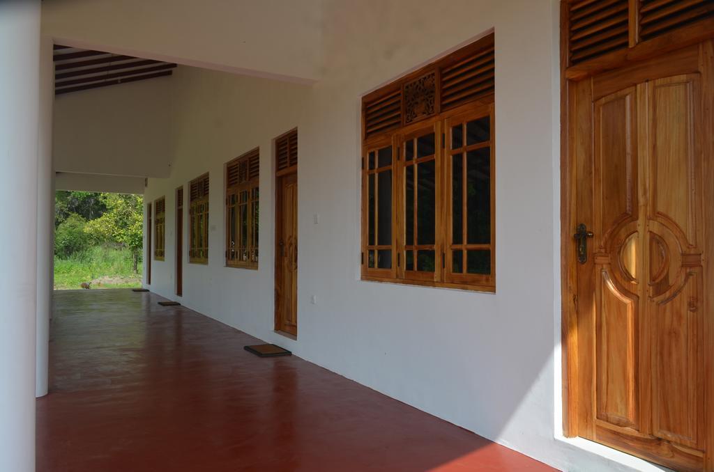 Ruins Villa Polonnaruwa Exteriér fotografie